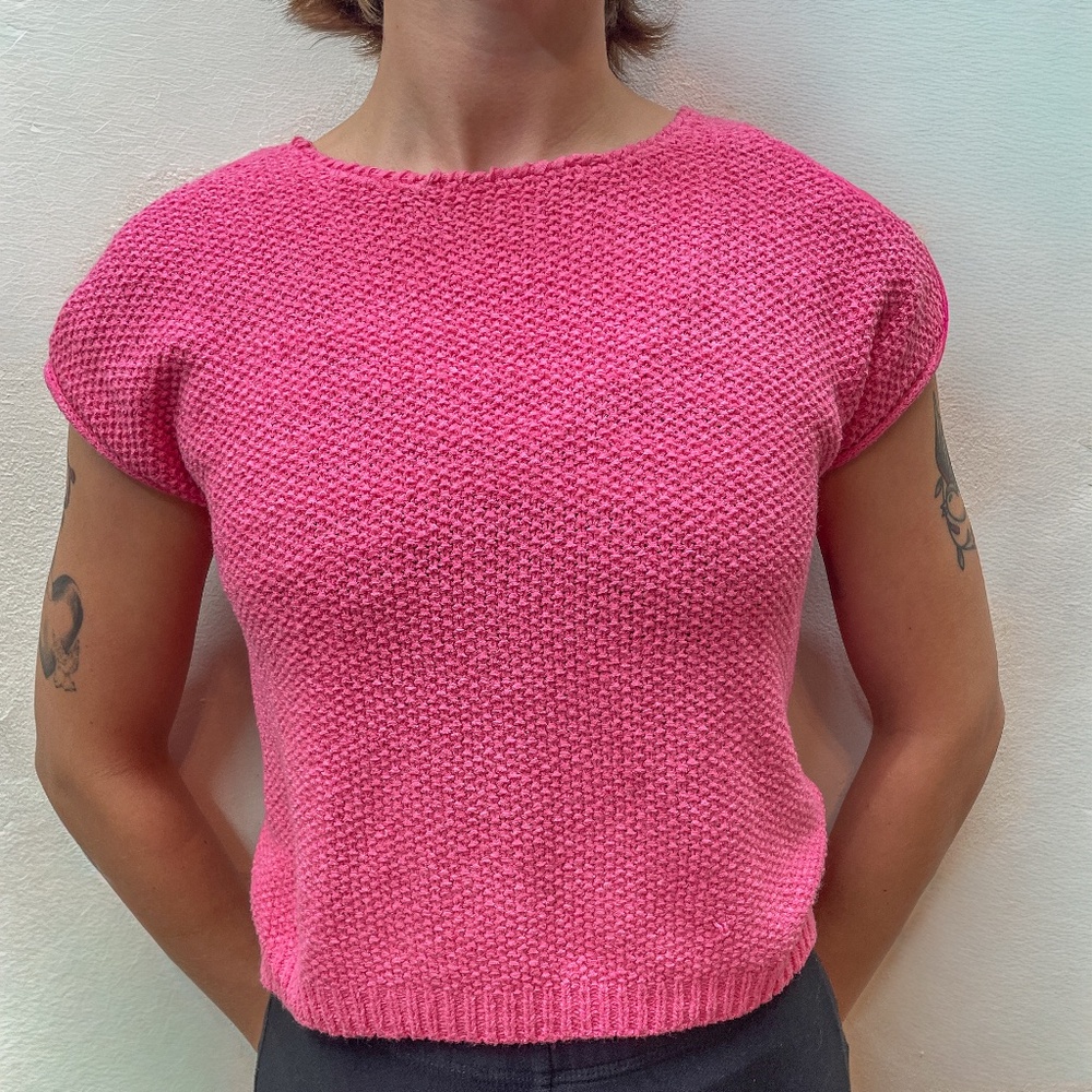 Jessica Simpson sweater